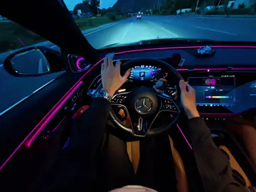 Nhạc hay xe đẹp - góc nhìn trong xe cho anh em nào đam mê giả lập 🤭 #fyp #mycar #xedepgaixinh #mercedes #sieuxe 