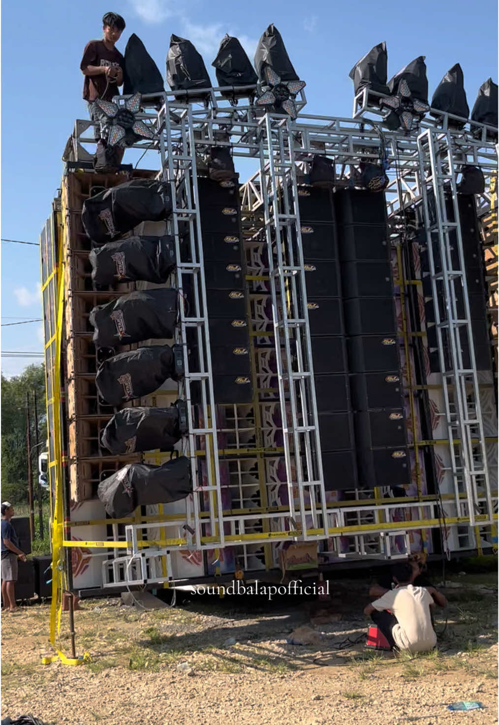 SOUND LC KURANG SAK CRIT READY @BJ HUNTER PROduction #karnavalgampinganpagak #gampinganpagak #soundsystemblitar #soundhoreg #soundsystem 