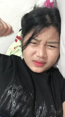 Tulunggg matakuuu ngantokkkkk😭😭😭