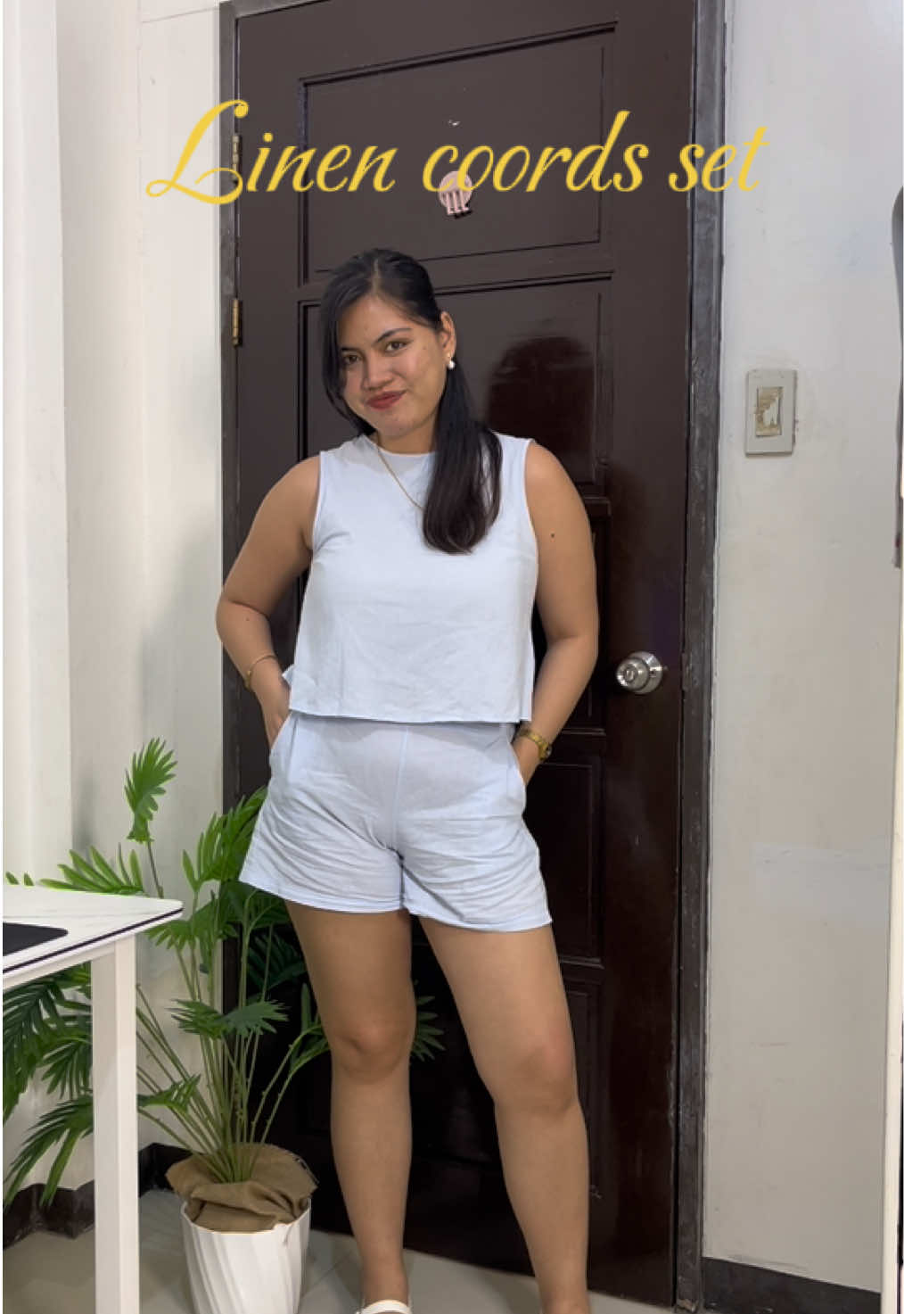 My fave lazy day outfit is this linen coords set #ternoset #coords #coordset #coordinates 