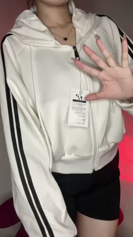 Áo khoác sọc #aothudongtaydai #xuhuongtiktok 