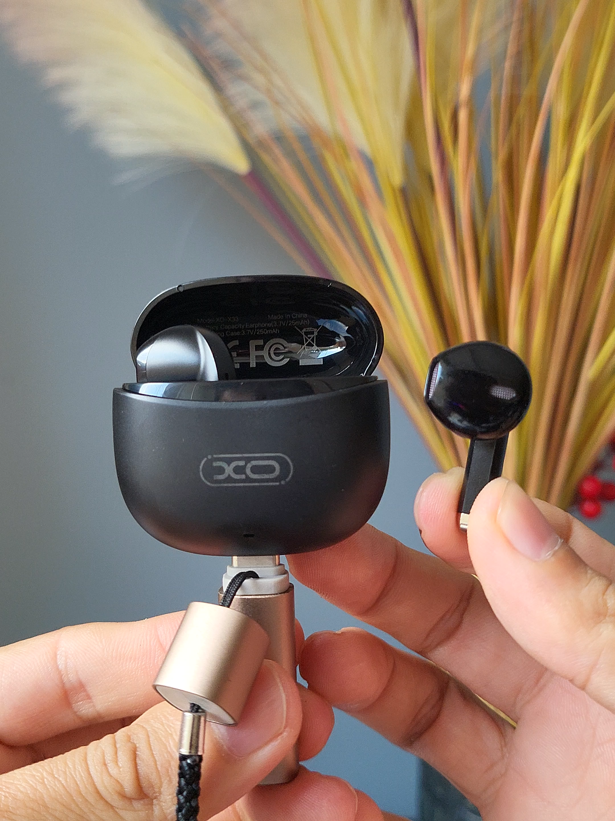 tai nghe blietooth nhỏ gọn #tainghe #tainghebluetooth #tainghegiare #huongnguyenshop1 #docongnghe