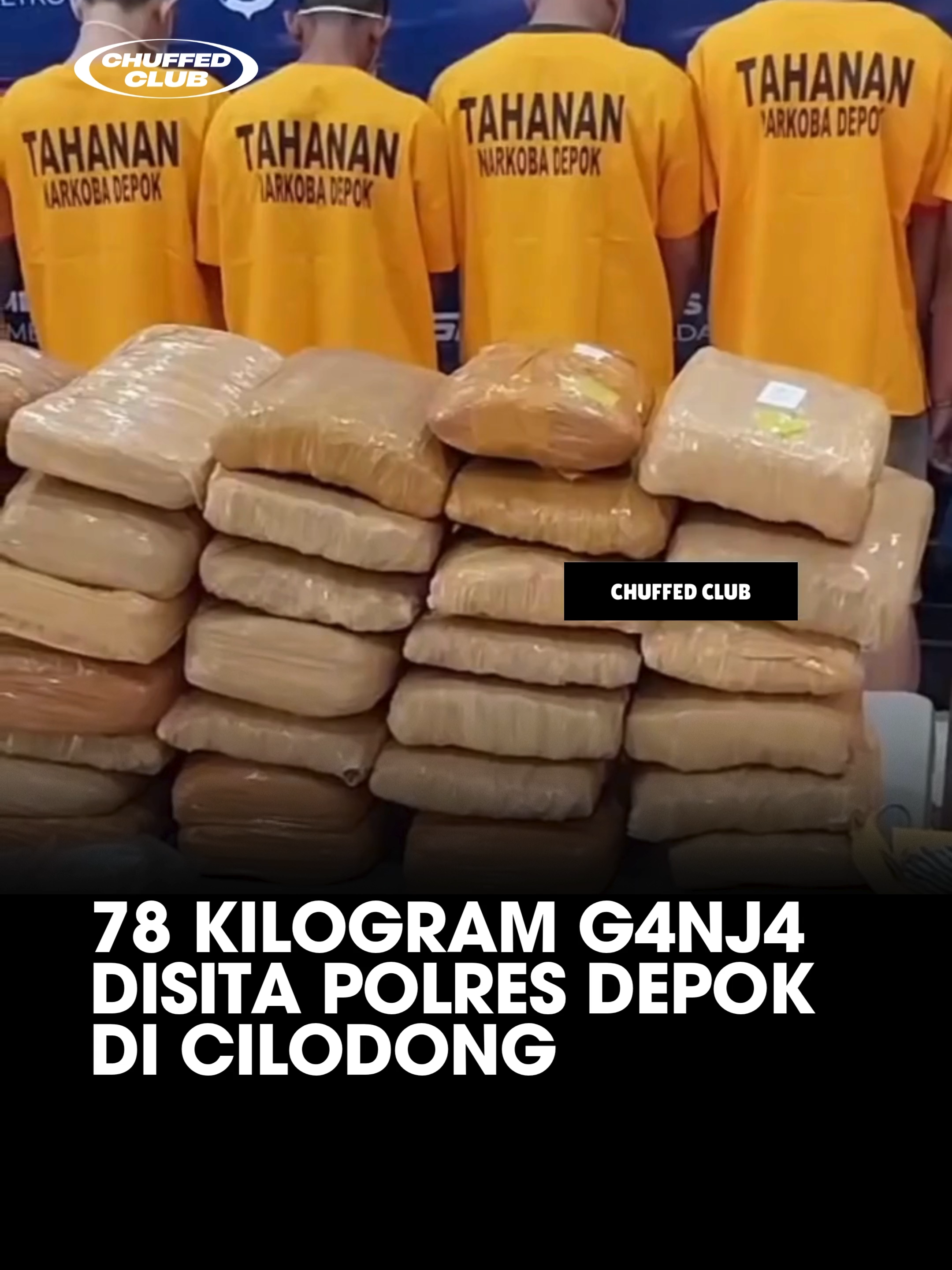 🚨 **“78 KILOGRAM G4NJ4 DISITA POLRES DEPOK DI CILODONG”** Polres Depok berhasil **mengungkap peredaran narkoba dalam jumlah besar**, dengan penyitaan **78 kilogram ganja di kawasan Cilodong**. Kasus ini langsung menjadi sorotan media Indonesia dan viral di media sosial karena **jumlahnya yang fantastis dan potensi dampaknya bagi masyarakat**. Menurut laporan kepolisian, pengungkapan ini merupakan bagian dari **operasi rutin anti-narkoba**, dan pengembangan kasus masih terus dilakukan untuk menangkap **jaringan yang terlibat dalam distribusi skala besar**. Penindakan ini diharapkan dapat **memutus rantai peredaran narkoba** dan memberikan efek jera bagi pelaku lainnya. Kasus ini menjadi pengingat penting: * Narkoba tetap menjadi **ancaman serius bagi generasi muda dan keamanan masyarakat**. * Kewaspadaan lingkungan, laporan masyarakat, dan kerja sama dengan pihak kepolisian sangat dibutuhkan untuk **mencegah peredaran ilegal**. * Media sosial memainkan peran penting dalam **menyebarkan informasi akurat** agar masyarakat sadar dan waspada terhadap peredaran narkoba. Momen ini menunjukkan bahwa **upaya aparat penegak hukum sangat penting untuk menjaga keamanan dan ketertiban**, sekaligus menjadi peringatan bagi siapapun yang terlibat dalam jaringan narkoba. #PolresDepok #PenyitaanNarkoba #GanjaIlegal #KeamananMasyarakat #FYPNews