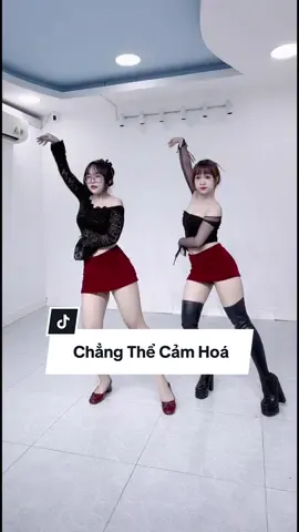 Ẻm mới học có 2 buổi mà giỏi quá luôn😘(dc:@Hà Trứng nè )#xuhuong #hocnhay #dancebar #tiktoktrend #daynhaygovap 