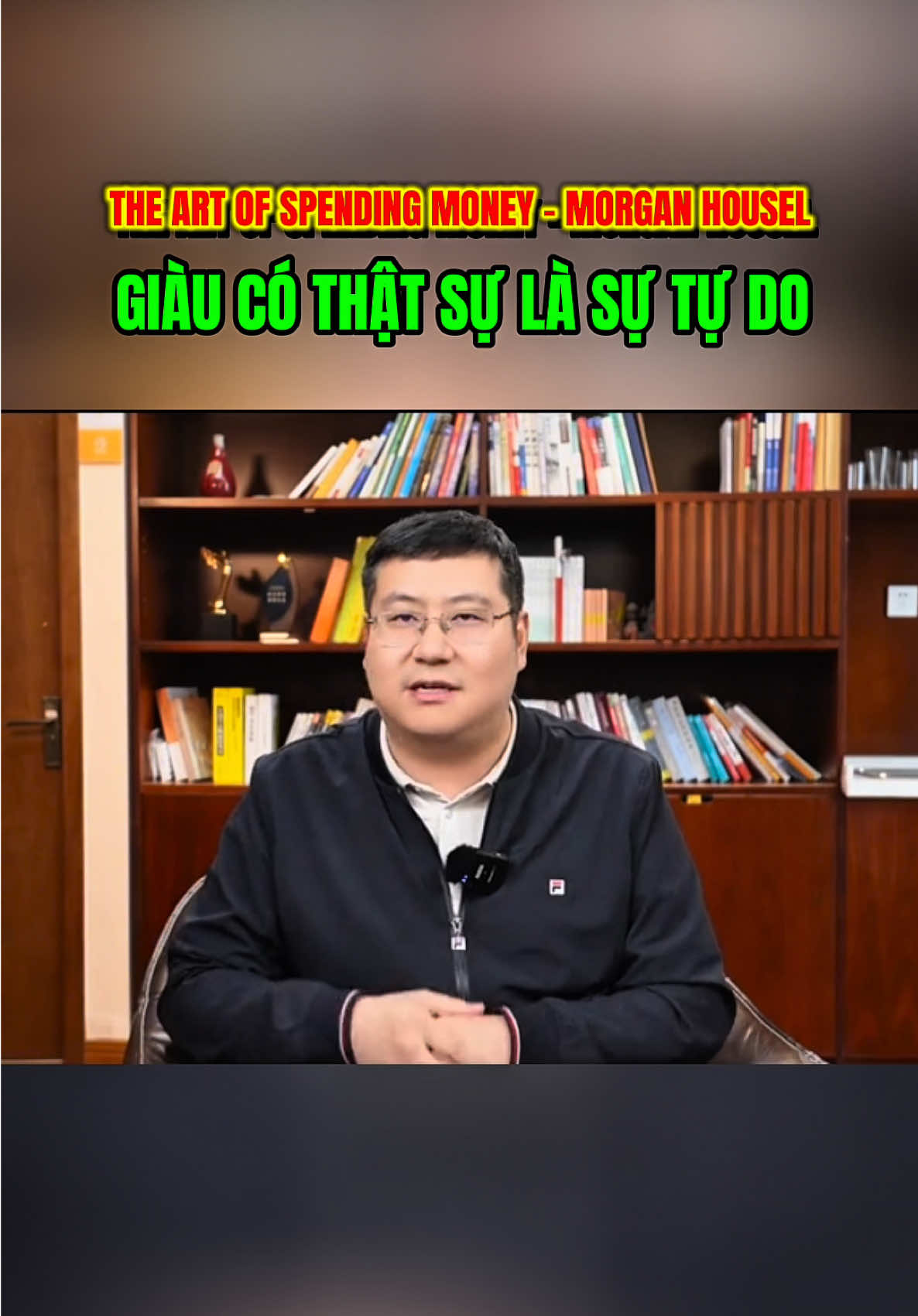 “Không phải bạn tiêu bao nhiêu, mà là bạn tiêu cho điều gì khiến bạn cảm thấy đủ.” – Morgan Housel #morganhousel #tamlyhocgiaimahanhvi #tamlyhocvetien 