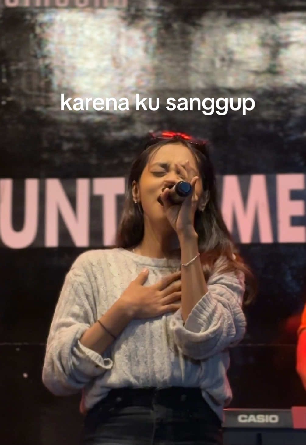 nyoba karena ku sanggup setelah sekian lama .  📍@singgahcoffeeandeatery_  #karenakusanggup #agnezmo #cover 