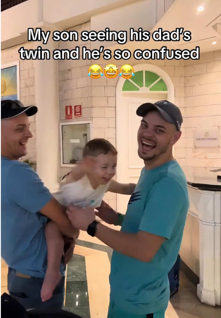 Wrong parents!so cute 🥰 funnymoments#toddler #kids #funny #foryou 