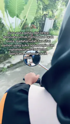 andai kalian nyadar yang kalian omongin itu orang yang pernah bantu kalian,walaupun bantuny tidak banyak tapi dia uda berusah baik,tapi knpa kalian ttp ngomongin kejelekannya,awas nanti kalo butuh lagi pasti ke dia#teman #fyp 