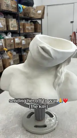 pray for her porcelain soul❤️ #ceramics #porcelain #handbuilding #bust 
