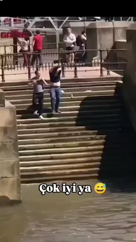 çok iyi değilmi #keşfetteyizzz #öneçıkart #keşfetbeniöneçıkar #komeditiktok #gülmekgaranti 