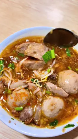 Si bestseller bakso urat BSC 📍 Bakso sederhana Cibinong cabang Cikaret  #baksosederhanacibinong #baksosederhanacikaret #baksourat #kulinerbakso #baksoindonesia 