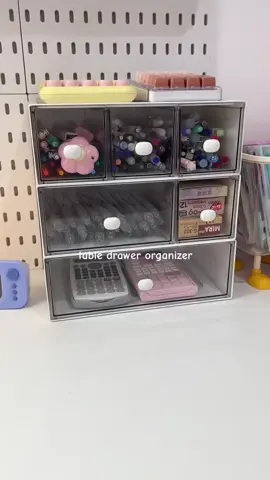 Gawing maaliwalas ang table mo with this drawer organizer 🌸 Mas madali mag-focus kapag maayos ang paligid 💻✨ #DeskOrganizerPH #AestheticSetupPH #StudySetupPH #AddToCartNa #AestheticFindsPH 