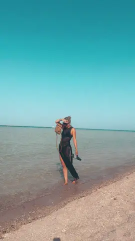 She’s her own kind of magic ✨🦋 #feminineenergy #glowtime #selflove #confidentwoman #foryou 