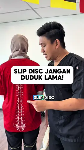 Slip disc jangan duduk lama Kenapa tak boleh duduk lama? Ada sebab dan cara untuk kurangkan masalah tu Dengarkan penjelasan dari master berkenaan tentang ini ye #sciatica  #slipdisc  #wantherapycentre 