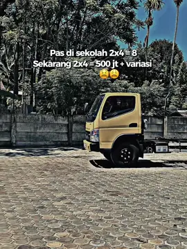 Pak pengen canter 😖😫😭😭 🔥#cantermaniaindonesia🇲🇨 #xybcaシ゚viral #Euro4 #mitsubishi #foryoupage 