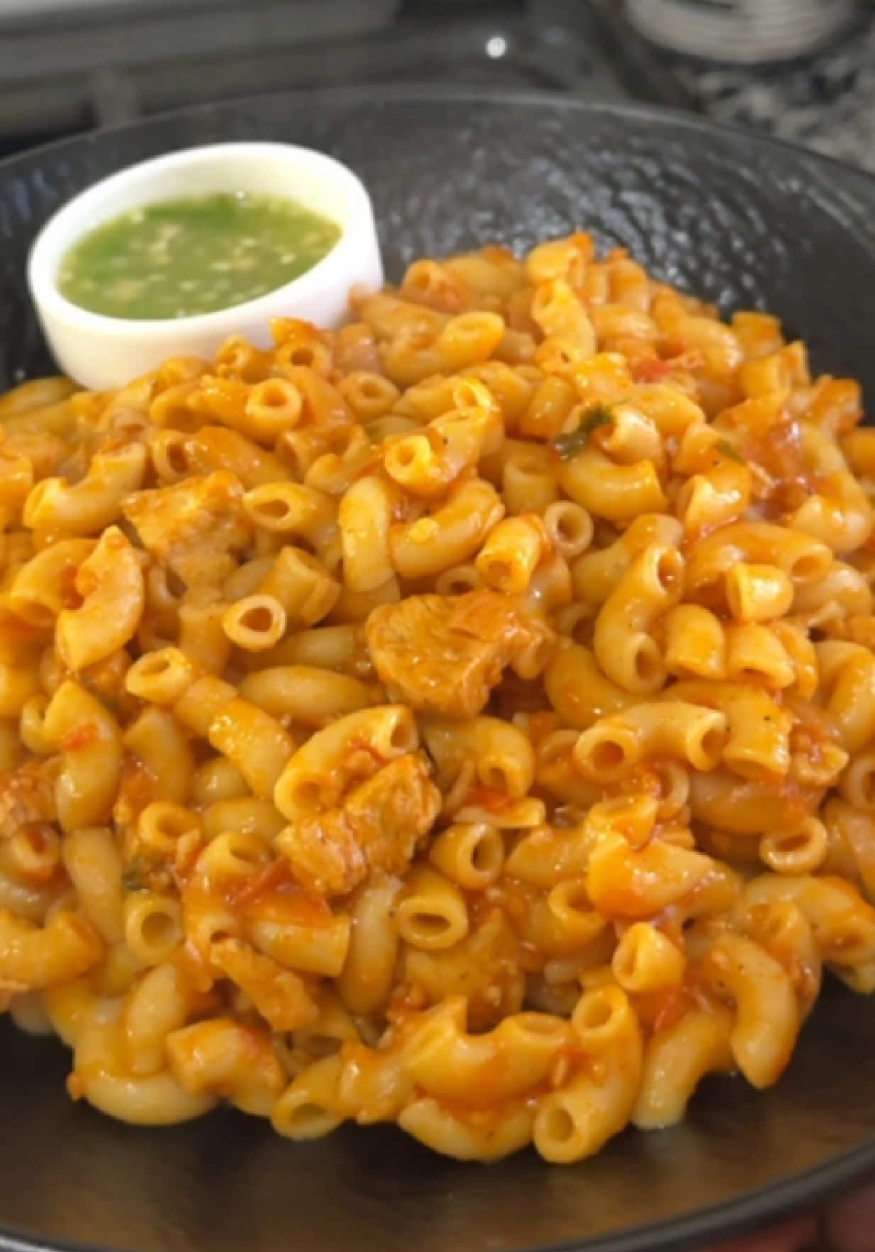 Basta macarona aad umacan badan😋🫶#somalitiktok #cuntomacan🥰 #soomalitiktok🇸🇴🇸🇴🇸🇴🇸🇴🇸🇴🇸🇴😍💯 #cuntokaris 