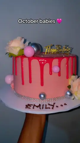#cakedecorating #birthday #happybirthday #caketok #bishacakes 