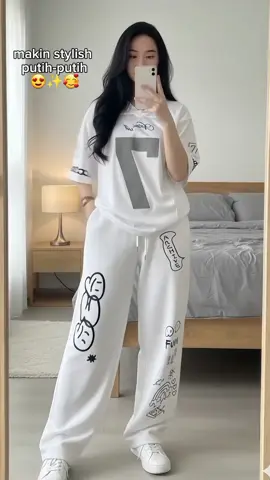 putih-putih makin stylish | perpaduan baggy pants dan kaos jersey no 7  #fashiontips #baggyoutfits #loosepants #rekomendasioutfit  #jerseyno7 