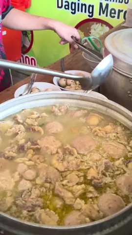 #fyp #baksoviral#bakso  #baksojumbocakdebbi #kulinermakassar 