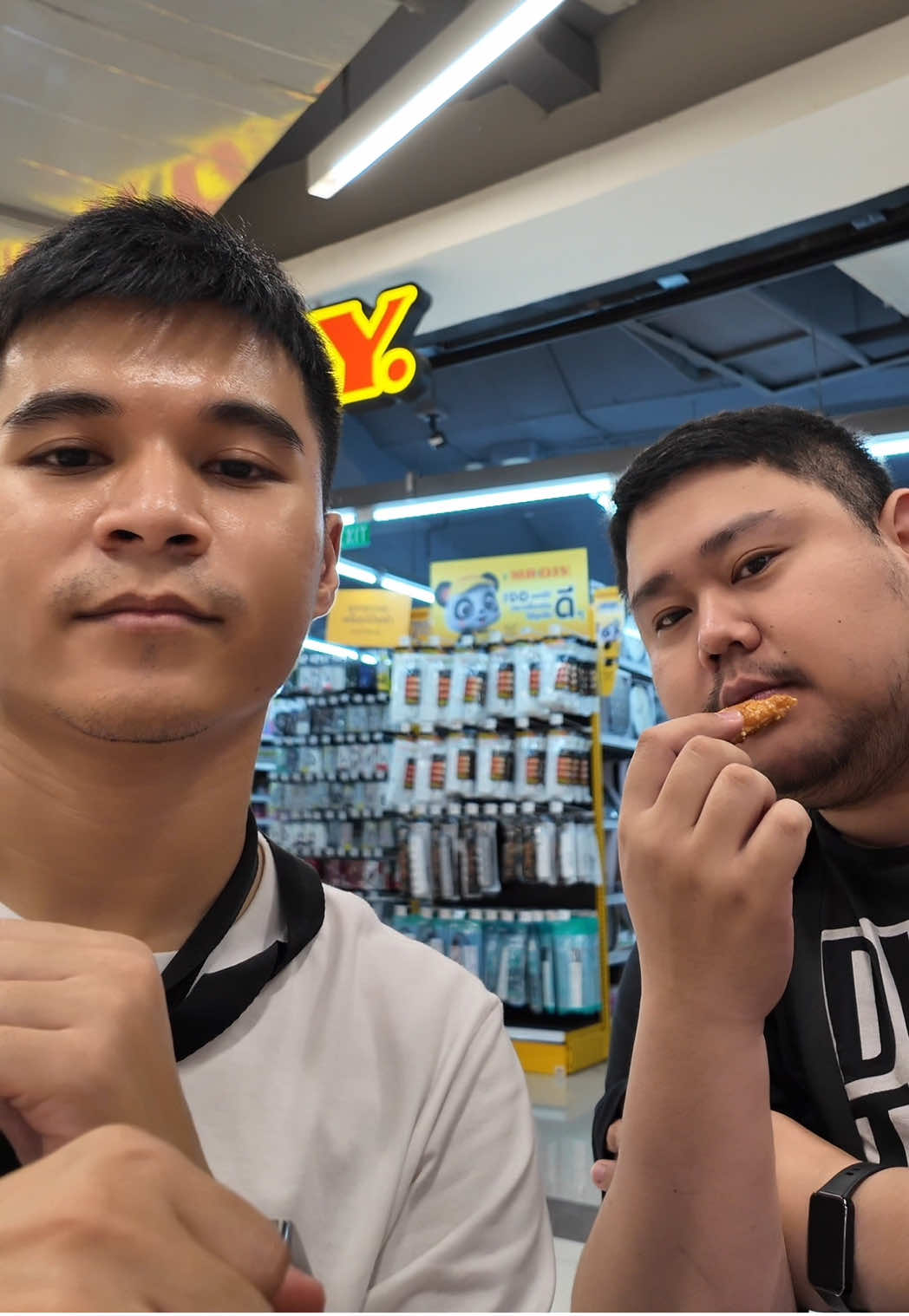 @jojobinny x @DCTEEA ดีซีเต้   #jojobinnyanddcteea #gataonly 