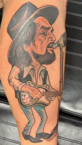 Ramblin…. On my way to Nashville, still have new @Waylon Jennings Songbird on a loop. Seemed like a good time to show yall my right leg