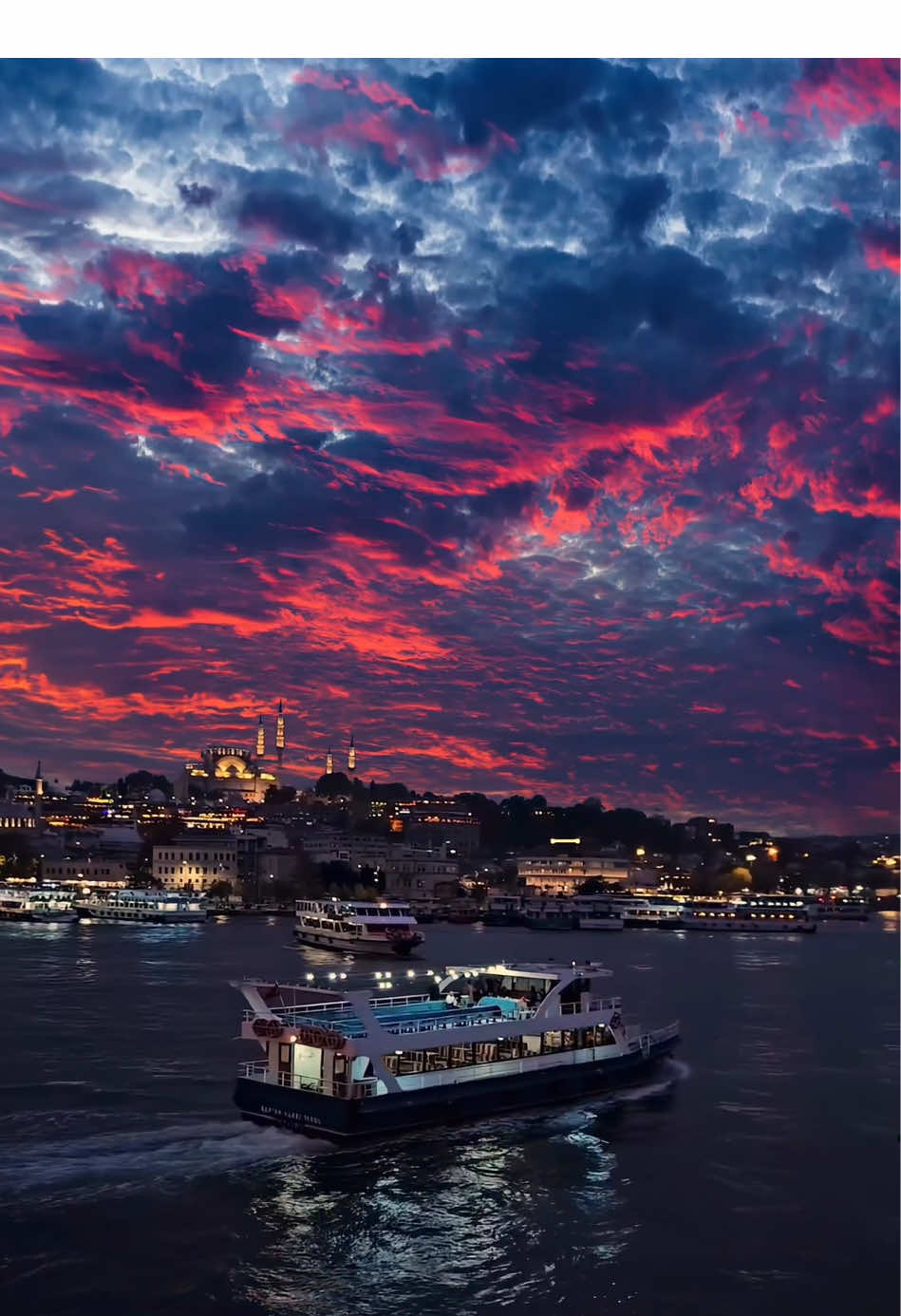 I like the sunset, I like romance, and I like you more.#sunset #fyp 
