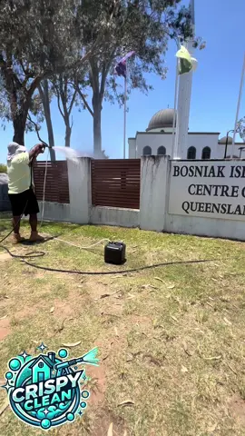My first ever charity clean giving back to one of the mosques I grew up going to, the Rochedale Mosque, Brisbane ✨ Alhamdullilah for the opportunity 🤲🏾 Want your property looking like this next? ✅ Contact Crispy Clean today! We promise to leave it:  ✨’Crispy Clean, By Any Means’✨ 📞 FREE quotes: 0415 437 890 📍 Serving SEQ: Brisbane, Gold Coast, Logan, Ipswich + surrounding suburbs.  @Sbdub  #pressurewashing #satisfying #fyp #brisbane #goldcoast