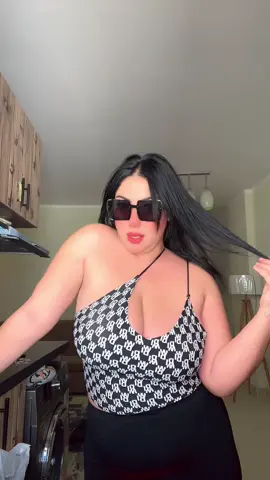 @Haifa Wehbe ✌🏻🩷