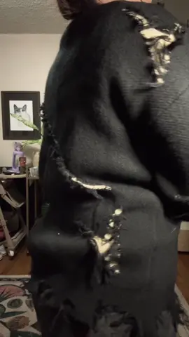 Men’s ripped style sweater 