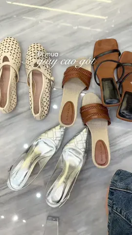 Tới và mua ngayy, coan gái mà ko có giày cao gót thì thíu sót quó 👉🏻👈🏻 #thaomoon #LearnOnTikTok #shopping #alexsara #giaydepnu @ALEX SARA 