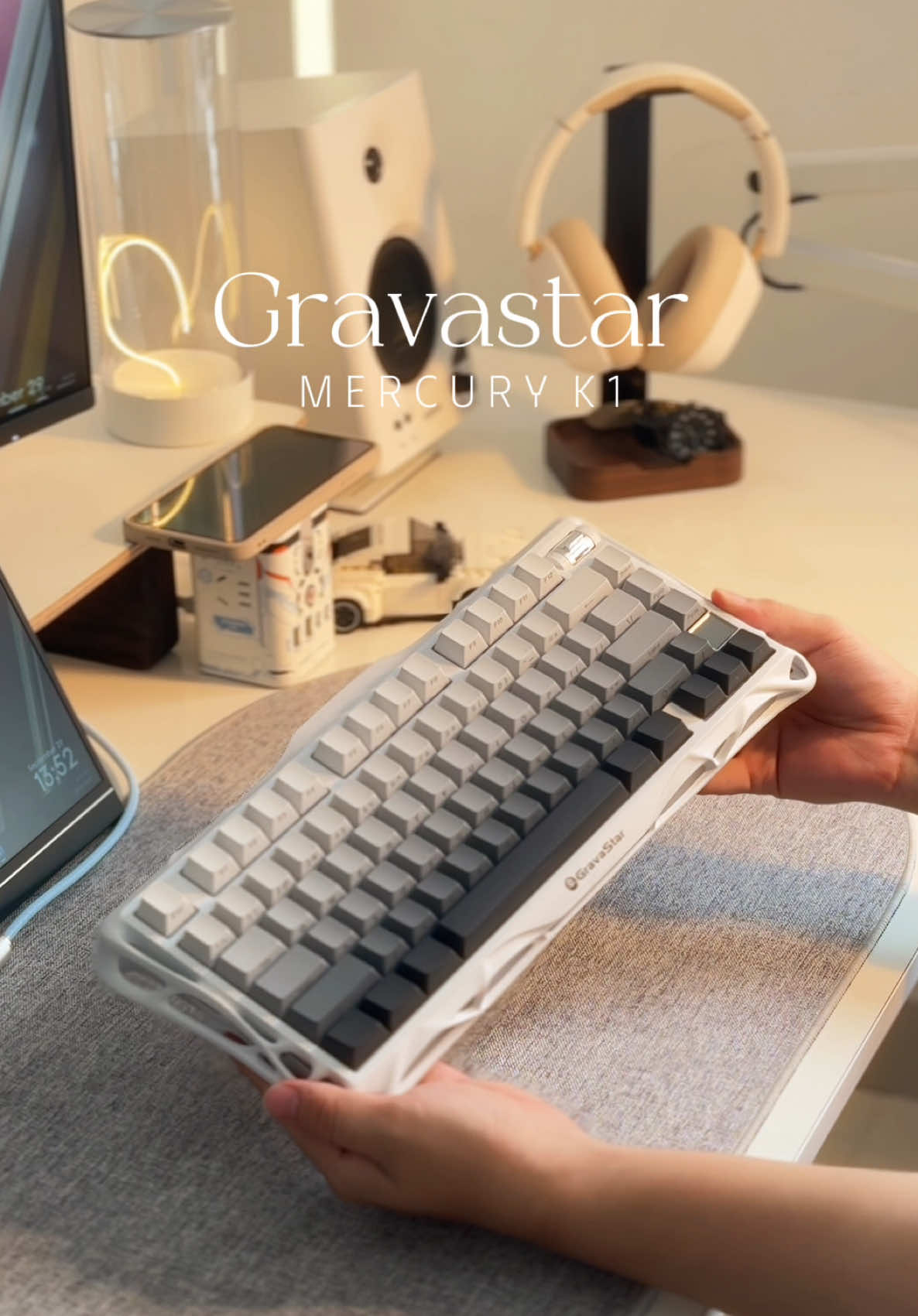 Em phím có thiết kế ngoài hành tinh xịn thật#gravastar #mercury #keyboard #xuhuong #fyp 