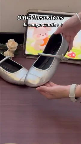 Rakan saya mengesyorkan kasut Mary Jane saya, ia sangat cantik dan saya sangat menyukainya.💗🎶#kasut #bagus #suka #cikarang #fyp 