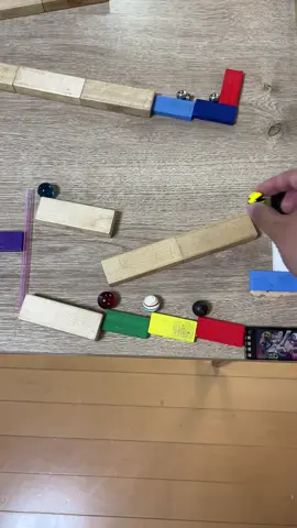 Rock Paper Scissors challenge on screen! What will you choose? #marblerun #asmr #rubegoldbergmachine #dominos #ピタゴラスイッチ 