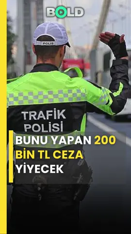 🚨 BUNU YAPAN 200 BİN TL CEZA YİYECEK! AKP iktidarı trafikte ağır cezalar getiriyor: ⚠️ Hız sınırını 96 km aşan 90 gün ehliyetsiz kalacak. 🚦 5 kez kırmızı ışıkta geçenin ehliyeti iptal. 📱 Direksiyonda telefon kullanan 3. kezde ehliyetsiz! 🚑 Ambulansa 2 kez yol vermeyenin ehliyeti tamamen iptal. 💸 Dur ihtarına uymayana 200 bin TL ceza! #Trafik #Ceza #Ehliyet #AKP #Türkiye 