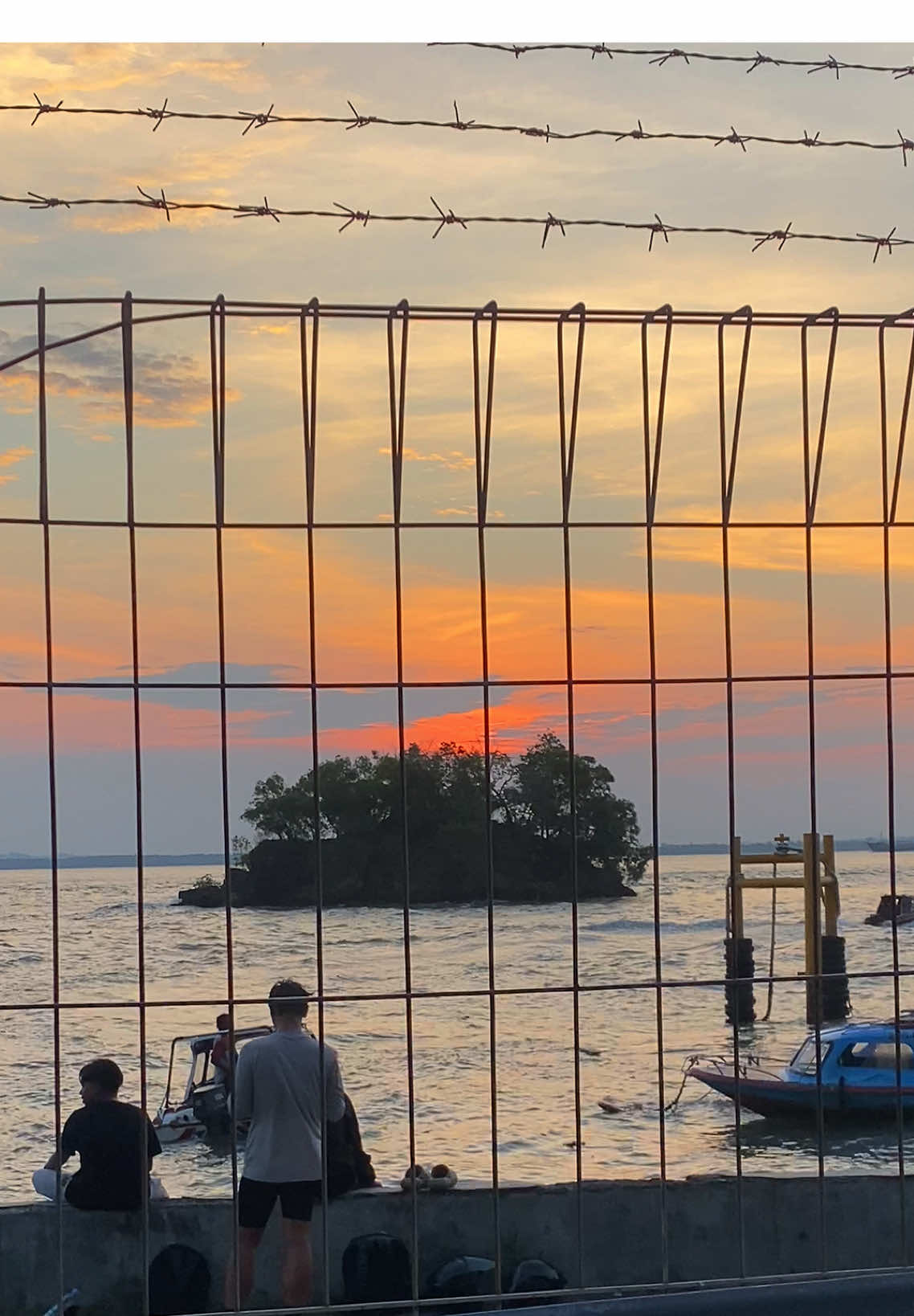 🌅 #sunset #sunsetvibes #balikpapan