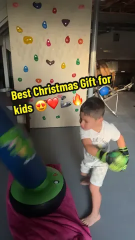 Best Christmas gifts for kids ❤️😂🔥🙏#christmas #boxing #rocky #punch #UFC 