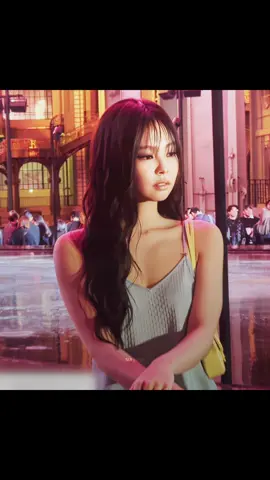 jennie with bangs>>> #jennie #jenniekim #jennieedit #blackpink #kpop jennie chanel 2025 