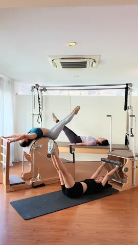 In Pilates, control is the true strength! Challenge your core, and your confidence will follow✨ Original Video by @basipilates_family @basipilates_asia  #pilates #pilatesstudio #vannipilates #cnx #basipilates 