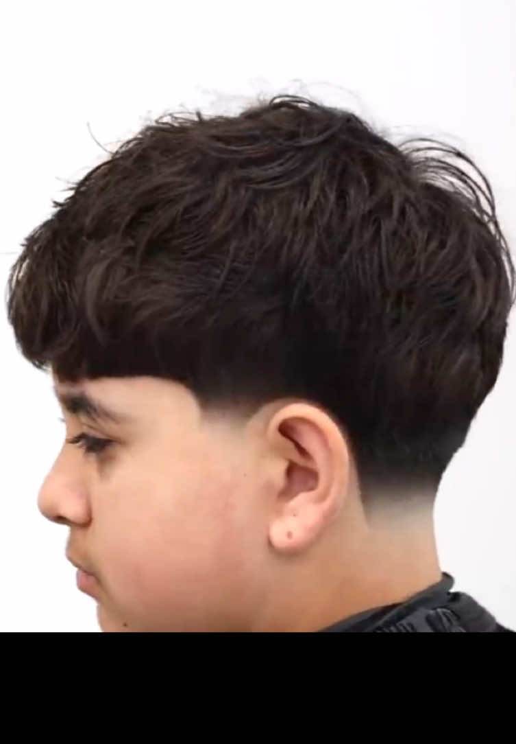 Textured Fringe Haircut with Low Taper Fade  #fyp #viral #LowTaper #fade #haircut 