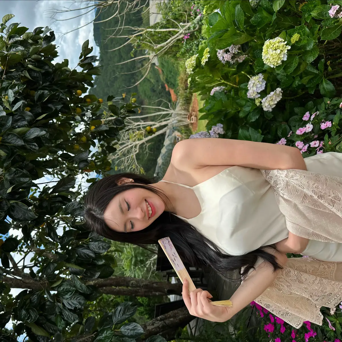 “Hy vọng cậu đừng lạc đường, hy vọng cậu kết thân được bạn tốt, hy vọng cậu không còn bị người khác bắt nạt nữa, hy vọng cậu hạnh phúc...”🎀