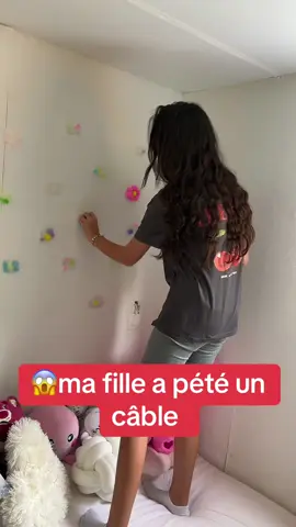 Elle veut une nouvelle déco dans sa chambre#fille#mamam#chambre#fyp#boral#omg#gitan#viral
