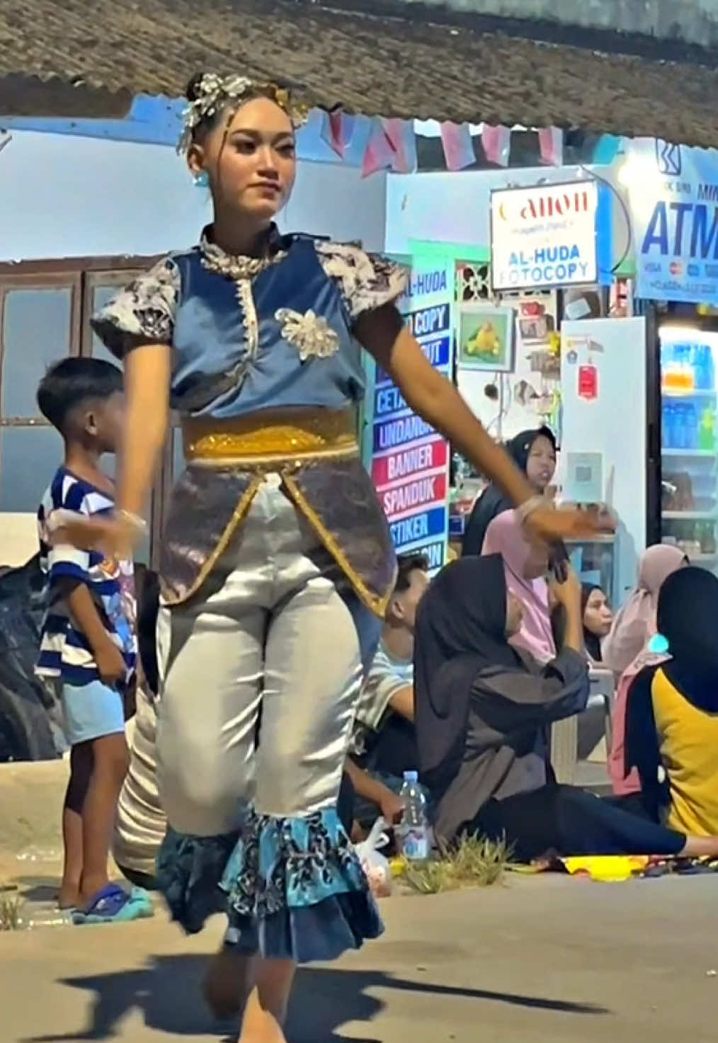 Urip bendino isine mung mugo-mugo karo mbok menowo ##tongklektuban #tuban24jam #tubanjawatimur #tongklektuban #viralvideo 