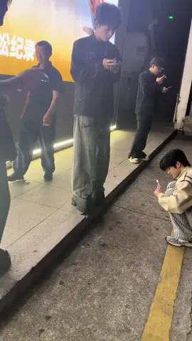 He has tried very hard😂 #xuhuong #xuhuongtiktok #thinhhanh #foryou #funny 