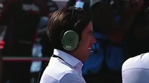 penguasa ᴍᴏᴛᴏɢᴘ, ᴅᴏʀɴᴀ sᴘᴏʀᴛ, putra mahkota, gak nahan pengen joget  tabola bale... #motogp 
