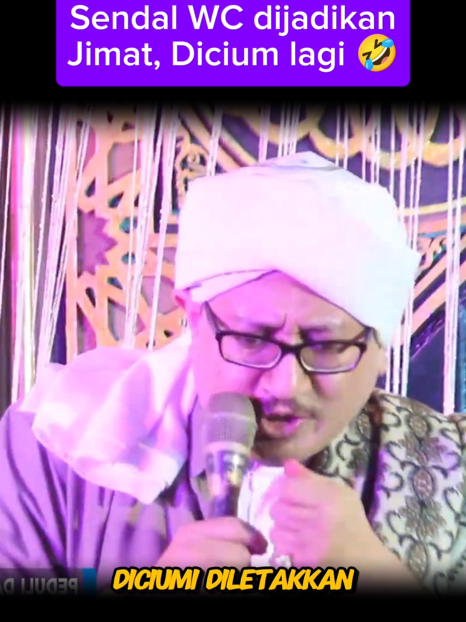 Sendal WC Punya Guru, dicium Dan Dijadiin jimat 🤣 #karomah #fypage #habib #waliullah #habibidrusbinmuhammadalaydrus 