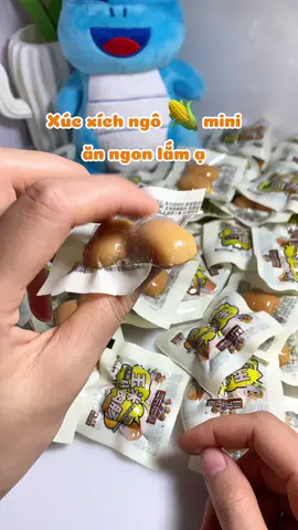 Xúc xích Ngô mini ngon quá mọi người ơi. Đô ăn vặt nội địa trung khỏi phải chê luôn Á cả nhà #doanvattrungquoc #xucxichngo #xucxichtrungquoc #xucxich #hieutapreview 