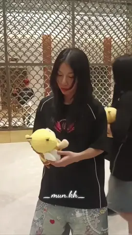 Như con nít z á 🫢🫢#LyHan #emxinhsayhi #xuhuong 