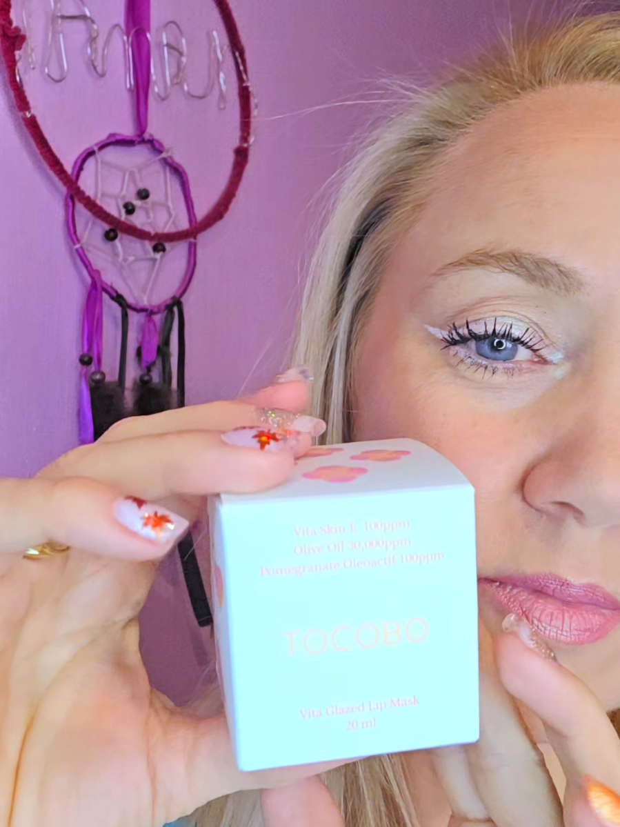code: INF10YYE https://vana.ly/lTSUK1 De Séoul à votre porte — STYLEVANA mondialise la K-beauty » Séoul ne pourra plus jamais garder ses secrets de beauté ! Avec STYLEVANA, les incontournables K-beauty les plus en vogue deviennent mondiaux — vous offrant un éclat parfait directement à votre porte, sans passeport @Stylevana @Stylevana Influencers #stylevana #vanafamily #tocobo  #svauthentickbeauty #skincare  produitoffert @TOCOBO @tocobo_influencers 