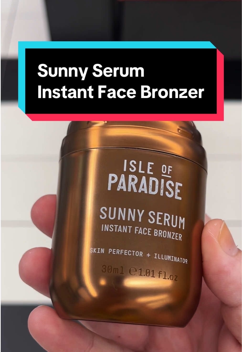 @The Isle of Paradise : Sunny Serum Instant Face Bronzer 🩷 SHOP ALL IN BIO #isleofparadise #skincare #beauty 