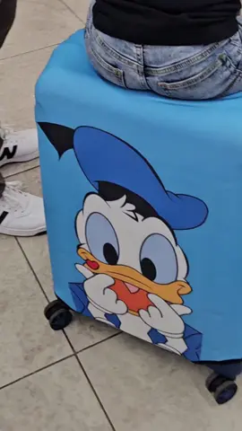 Use a luggage cover to protect new luggage cases or to hide scratches. It can also add personality to luggages and visibility too! #luggagecover #stretchableluggagecover #cartoonluggagecover 